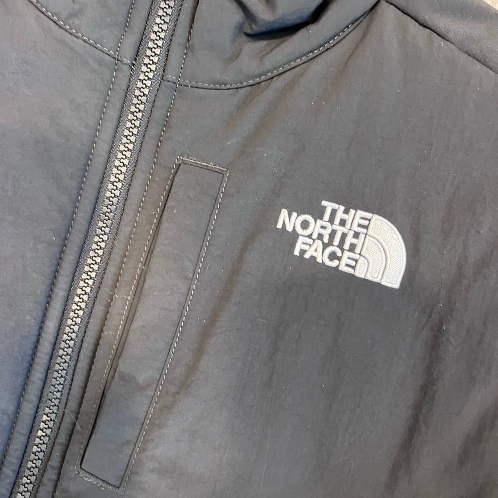 The North North Face Balanced Rock Insulated Jacket - Picture 2 of 8